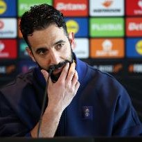 有望单赛季三次击败瓜帅，阿莫林：可能是因为运气好